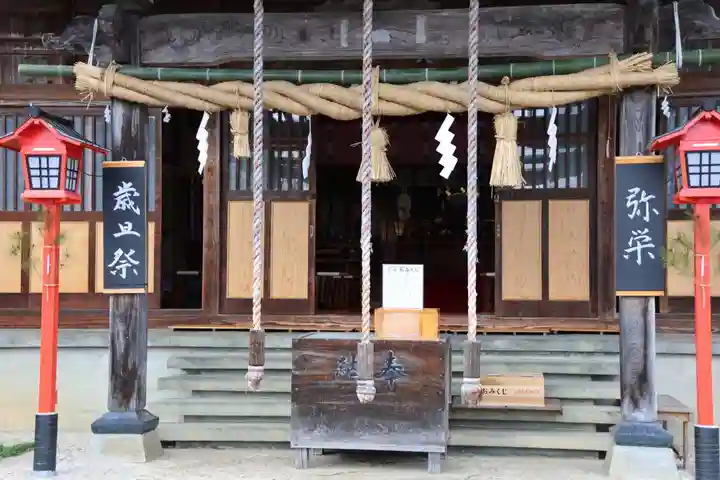 多田野本神社の本殿・本堂