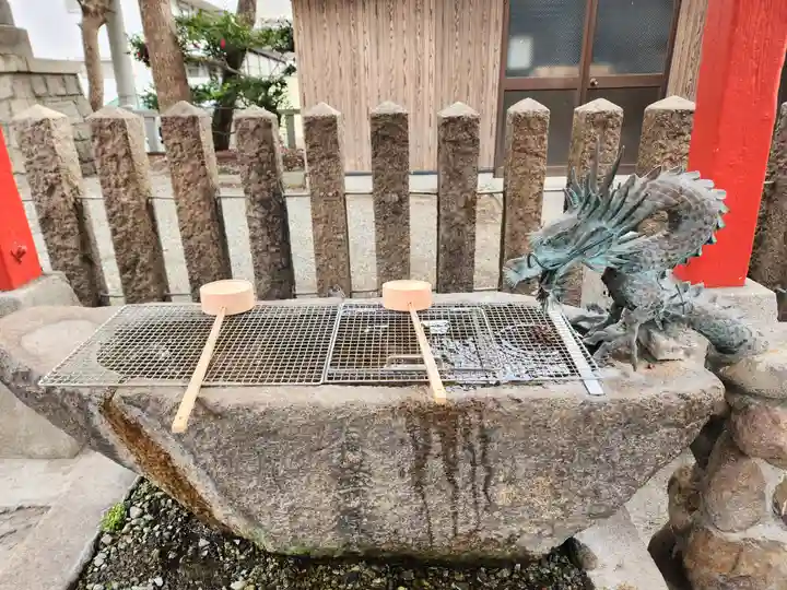 西長洲八幡神社の手水舎