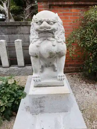 白山神社の狛犬