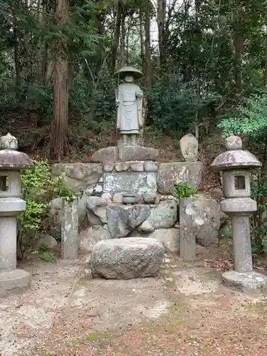 東光寺の像