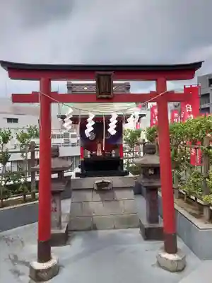 朝日稲荷神社の鳥居