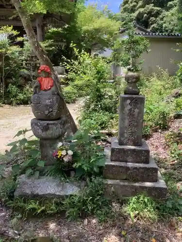 猿投神社山中観音堂の地蔵