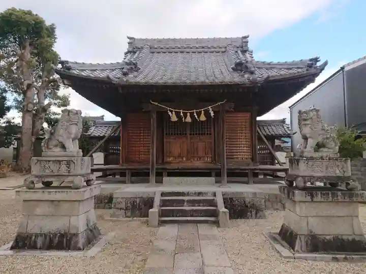 蔵王神社の本殿・本堂