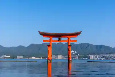 厳島神社(広島県)