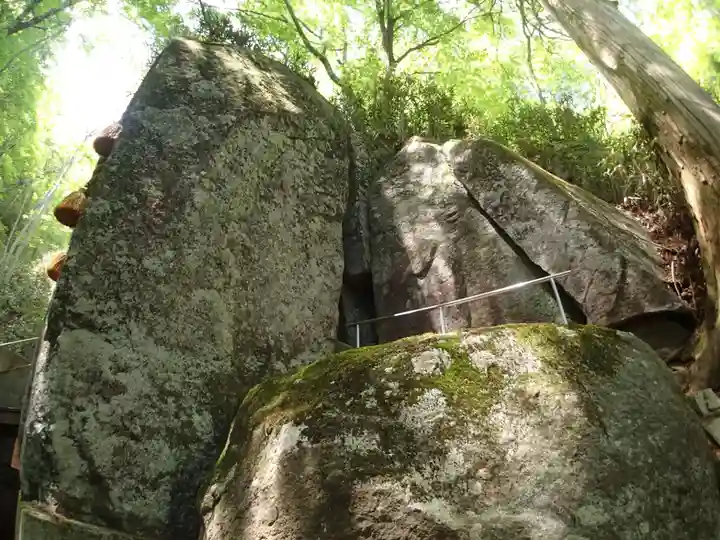 石割神社の自然