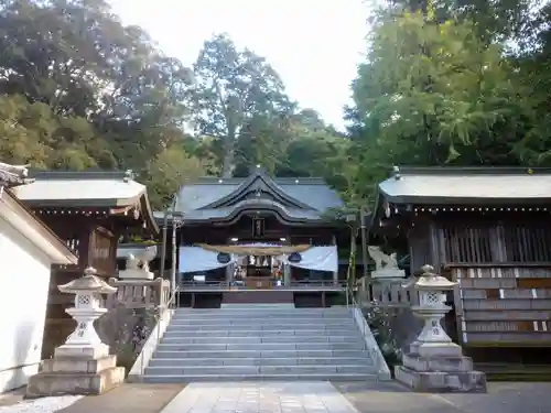 西寒多神社の本殿・本堂