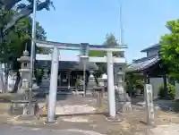 貴船神社の{uncategorized: "未分類", other: "その他", undefined: "問題あり", building: "その他建物", grave: "お墓", sacred_gate: "鳥居", guardian: "狛犬", statue: "像", buddha: "仏像", history: "歴史", nature: "自然", garden: "庭園", animal: "動物", pagoda: "塔", temizu: "手水舎", mountain_gate: "山門・神門", sanctuary: "本殿・本堂", subordinate: "末社・摂社", art: "芸術", scenery: "景色", jizo: "地蔵", ema: "絵馬", goshuin: "御朱印", omikuji: "おみくじ", items: "授与品その他", amulet: "お守り", goshuincho: "御朱印帳", eats: "食事", festival: "お祭り", votive_dance: "神楽", shichigosan: "七五三参", wedding: "結婚式", experience: "体験その他", initially: "初詣", around: "周辺", anti_infection: "感染症対策"}