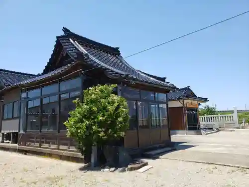 日尾神社の本殿