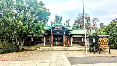 白金氷川神社の本殿・本堂