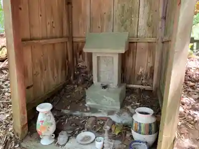 大日天子堂の末社・摂社