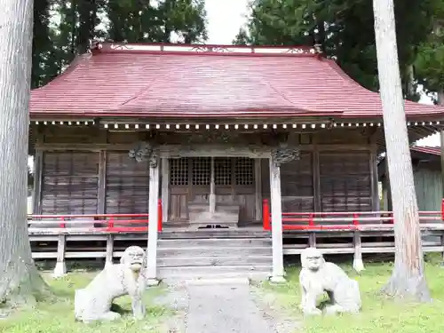 磐神社の本殿