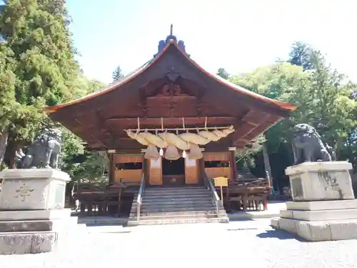 諏訪大社下社秋宮の本殿・本堂