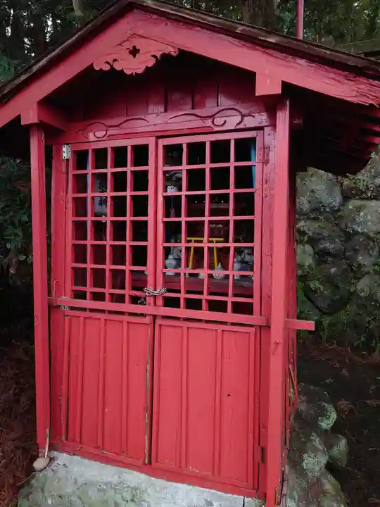八幡朝見神社の末社・摂社