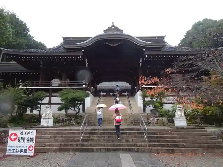 近江神宮の本殿・本堂