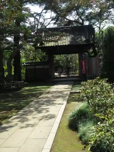 金乘院の山門・神門