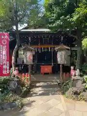 花園稲荷神社の本殿