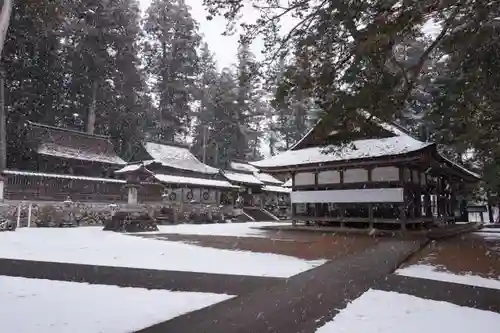 洲原神社の建物その他