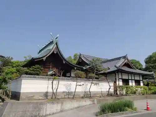 湯神社の本殿