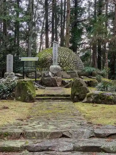 古井の天狗山のお墓