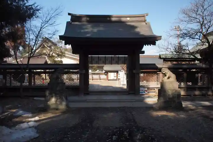 須賀神社の山門・神門
