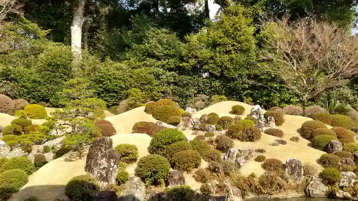 龍潭寺の庭園