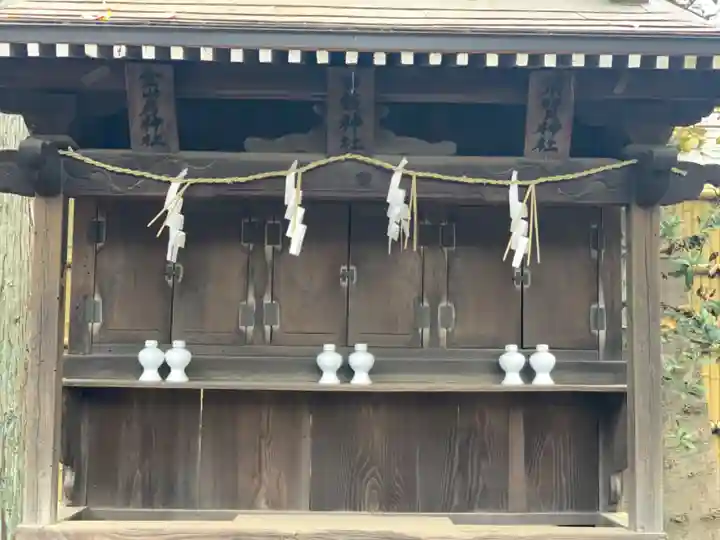 天沼八幡神社の末社・摂社