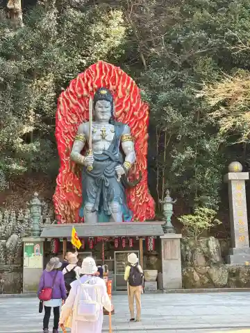 城戸ノ滝不動堂の{uncategorized: "未分類", other: "その他", undefined: "問題あり", building: "その他建物", grave: "お墓", sacred_gate: "鳥居", guardian: "狛犬", statue: "像", buddha: "仏像", history: "歴史", nature: "自然", garden: "庭園", animal: "動物", pagoda: "塔", temizu: "手水舎", mountain_gate: "山門・神門", sanctuary: "本殿・本堂", subordinate: "末社・摂社", art: "芸術", scenery: "景色", jizo: "地蔵", ema: "絵馬", goshuin: "御朱印", omikuji: "おみくじ", items: "授与品その他", amulet: "お守り", goshuincho: "御朱印帳", eats: "食事", festival: "お祭り", votive_dance: "神楽", shichigosan: "七五三参", wedding: "結婚式", experience: "体験その他", initially: "初詣", around: "周辺", anti_infection: "感染症対策"}