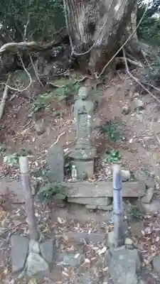 応利山報恩寺の地蔵