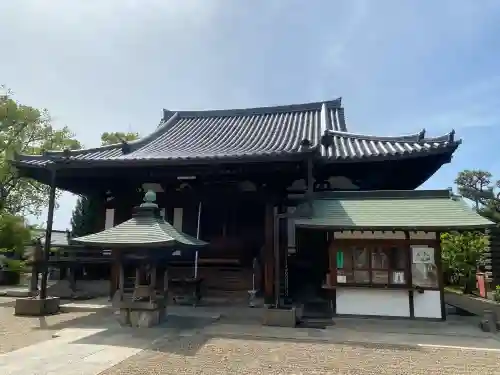 道明寺の{uncategorized: "未分類", other: "その他", undefined: "問題あり", building: "その他建物", grave: "お墓", sacred_gate: "鳥居", guardian: "狛犬", statue: "像", buddha: "仏像", history: "歴史", nature: "自然", garden: "庭園", animal: "動物", pagoda: "塔", temizu: "手水舎", mountain_gate: "山門・神門", sanctuary: "本殿・本堂", subordinate: "末社・摂社", art: "芸術", scenery: "景色", jizo: "地蔵", ema: "絵馬", goshuin: "御朱印", omikuji: "おみくじ", items: "授与品その他", amulet: "お守り", goshuincho: "御朱印帳", eats: "食事", festival: "お祭り", votive_dance: "神楽", shichigosan: "七五三参", wedding: "結婚式", experience: "体験その他", initially: "初詣", around: "周辺", anti_infection: "感染症対策"}