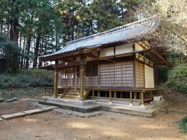 熊野神社の{uncategorized: "未分類", other: "その他", undefined: "問題あり", building: "その他建物", grave: "お墓", sacred_gate: "鳥居", guardian: "狛犬", statue: "像", buddha: "仏像", history: "歴史", nature: "自然", garden: "庭園", animal: "動物", pagoda: "塔", temizu: "手水舎", mountain_gate: "山門・神門", sanctuary: "本殿・本堂", subordinate: "末社・摂社", art: "芸術", scenery: "景色", jizo: "地蔵", ema: "絵馬", goshuin: "御朱印", omikuji: "おみくじ", items: "授与品その他", amulet: "お守り", goshuincho: "御朱印帳", eats: "食事", festival: "お祭り", votive_dance: "神楽", shichigosan: "七五三参", wedding: "結婚式", experience: "体験その他", initially: "初詣", around: "周辺", anti_infection: "感染症対策"}