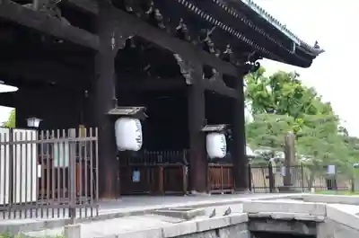 東寺(教王護国寺)の山門・神門
