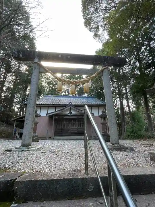 神明社の鳥居