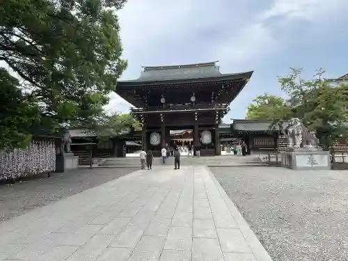 寒川神社の{uncategorized: "未分類", other: "その他", undefined: "問題あり", building: "その他建物", grave: "お墓", sacred_gate: "鳥居", guardian: "狛犬", statue: "像", buddha: "仏像", history: "歴史", nature: "自然", garden: "庭園", animal: "動物", pagoda: "塔", temizu: "手水舎", mountain_gate: "山門・神門", sanctuary: "本殿・本堂", subordinate: "末社・摂社", art: "芸術", scenery: "景色", jizo: "地蔵", ema: "絵馬", goshuin: "御朱印", omikuji: "おみくじ", items: "授与品その他", amulet: "お守り", goshuincho: "御朱印帳", eats: "食事", festival: "お祭り", votive_dance: "神楽", shichigosan: "七五三参", wedding: "結婚式", experience: "体験その他", initially: "初詣", around: "周辺", anti_infection: "感染症対策"}