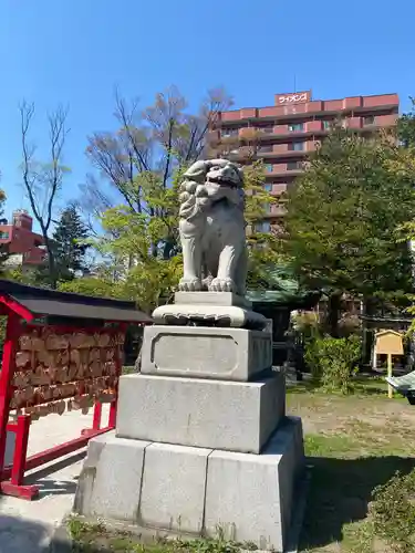 善知鳥神社の狛犬