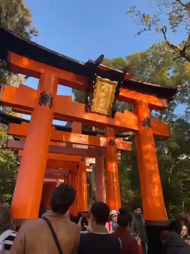 伏見稲荷大社の{uncategorized: "未分類", other: "その他", undefined: "問題あり", building: "その他建物", grave: "お墓", sacred_gate: "鳥居", guardian: "狛犬", statue: "像", buddha: "仏像", history: "歴史", nature: "自然", garden: "庭園", animal: "動物", pagoda: "塔", temizu: "手水舎", mountain_gate: "山門・神門", sanctuary: "本殿・本堂", subordinate: "末社・摂社", art: "芸術", scenery: "景色", jizo: "地蔵", ema: "絵馬", goshuin: "御朱印", omikuji: "おみくじ", items: "授与品その他", amulet: "お守り", goshuincho: "御朱印帳", eats: "食事", festival: "お祭り", votive_dance: "神楽", shichigosan: "七五三参", wedding: "結婚式", experience: "体験その他", initially: "初詣", around: "周辺", anti_infection: "感染症対策"}