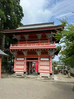榎原神社の山門・神門