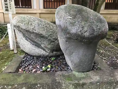 田縣神社の狛犬