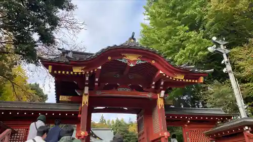 秩父神社の山門・神門