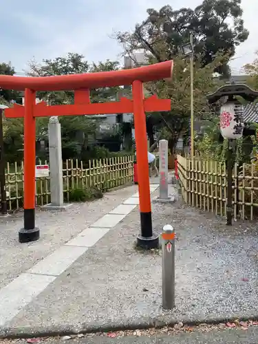 瀧泉寺　三福堂の鳥居