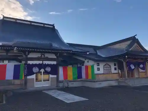 極楽寺の本殿・本堂