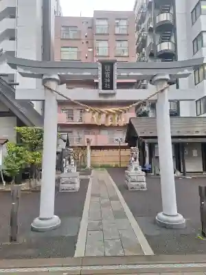 鹽竃神社の{uncategorized: "未分類", other: "その他", undefined: "問題あり", building: "その他建物", grave: "お墓", sacred_gate: "鳥居", guardian: "狛犬", statue: "像", buddha: "仏像", history: "歴史", nature: "自然", garden: "庭園", animal: "動物", pagoda: "塔", temizu: "手水舎", mountain_gate: "山門・神門", sanctuary: "本殿・本堂", subordinate: "末社・摂社", art: "芸術", scenery: "景色", jizo: "地蔵", ema: "絵馬", goshuin: "御朱印", omikuji: "おみくじ", items: "授与品その他", amulet: "お守り", goshuincho: "御朱印帳", eats: "食事", festival: "お祭り", votive_dance: "神楽", shichigosan: "七五三参", wedding: "結婚式", experience: "体験その他", initially: "初詣", around: "周辺", anti_infection: "感染症対策"}