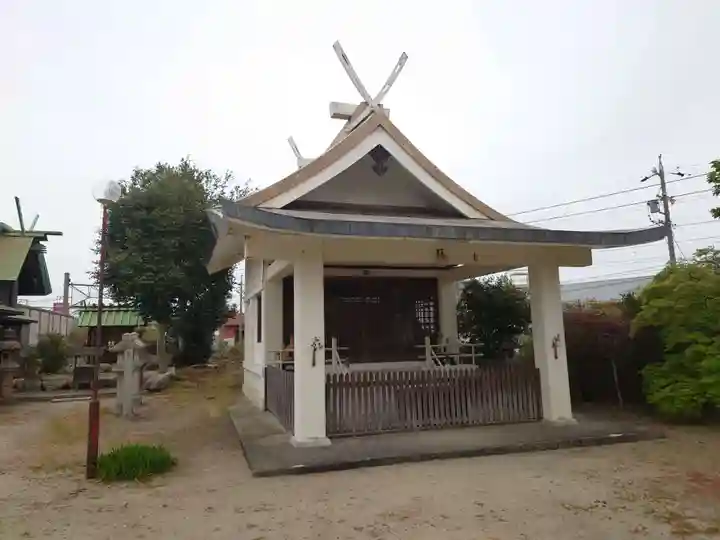 鳥出神社の末社・摂社