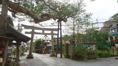 御霊神社の鳥居