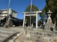 六所社(安井)の{uncategorized: "未分類", other: "その他", undefined: "問題あり", building: "その他建物", grave: "お墓", sacred_gate: "鳥居", guardian: "狛犬", statue: "像", buddha: "仏像", history: "歴史", nature: "自然", garden: "庭園", animal: "動物", pagoda: "塔", temizu: "手水舎", mountain_gate: "山門・神門", sanctuary: "本殿・本堂", subordinate: "末社・摂社", art: "芸術", scenery: "景色", jizo: "地蔵", ema: "絵馬", goshuin: "御朱印", omikuji: "おみくじ", items: "授与品その他", amulet: "お守り", goshuincho: "御朱印帳", eats: "食事", festival: "お祭り", votive_dance: "神楽", shichigosan: "七五三参", wedding: "結婚式", experience: "体験その他", initially: "初詣", around: "周辺", anti_infection: "感染症対策"}