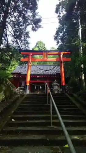 岩崎稲荷神社の鳥居