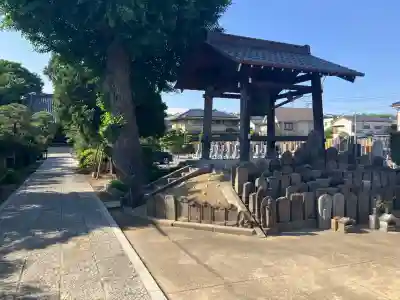 真勝院の{uncategorized: "未分類", other: "その他", undefined: "問題あり", building: "その他建物", grave: "お墓", sacred_gate: "鳥居", guardian: "狛犬", statue: "像", buddha: "仏像", history: "歴史", nature: "自然", garden: "庭園", animal: "動物", pagoda: "塔", temizu: "手水舎", mountain_gate: "山門・神門", sanctuary: "本殿・本堂", subordinate: "末社・摂社", art: "芸術", scenery: "景色", jizo: "地蔵", ema: "絵馬", goshuin: "御朱印", omikuji: "おみくじ", items: "授与品その他", amulet: "お守り", goshuincho: "御朱印帳", eats: "食事", festival: "お祭り", votive_dance: "神楽", shichigosan: "七五三参", wedding: "結婚式", experience: "体験その他", initially: "初詣", around: "周辺", anti_infection: "感染症対策"}