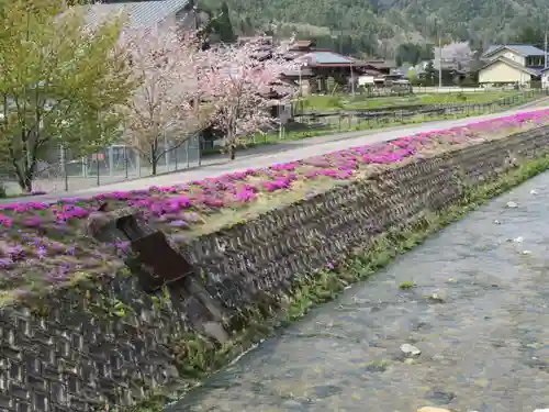 飛驒一宮水無神社の周辺