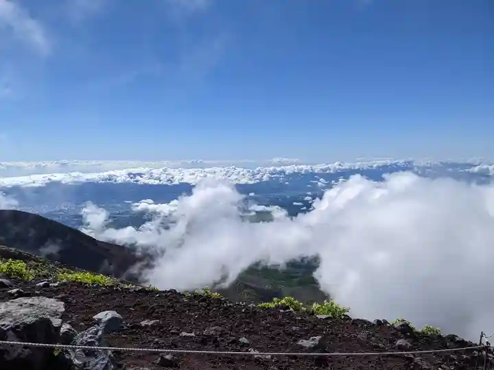 富士山頂上浅間大社奥宮(静岡県)