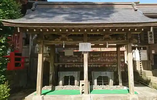 新田神社の手水舎