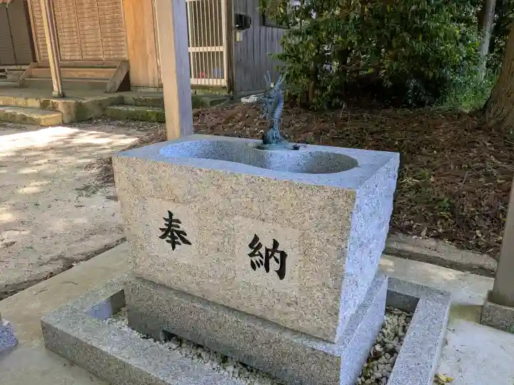 能登神社の{uncategorized: "未分類", other: "その他", undefined: "問題あり", building: "その他建物", grave: "お墓", sacred_gate: "鳥居", guardian: "狛犬", statue: "像", buddha: "仏像", history: "歴史", nature: "自然", garden: "庭園", animal: "動物", pagoda: "塔", temizu: "手水舎", mountain_gate: "山門・神門", sanctuary: "本殿・本堂", subordinate: "末社・摂社", art: "芸術", scenery: "景色", jizo: "地蔵", ema: "絵馬", goshuin: "御朱印", omikuji: "おみくじ", items: "授与品その他", amulet: "お守り", goshuincho: "御朱印帳", eats: "食事", festival: "お祭り", votive_dance: "神楽", shichigosan: "七五三参", wedding: "結婚式", experience: "体験その他", initially: "初詣", around: "周辺", anti_infection: "感染症対策"}